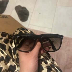 Ray-Ban Classic Black Sunglasses